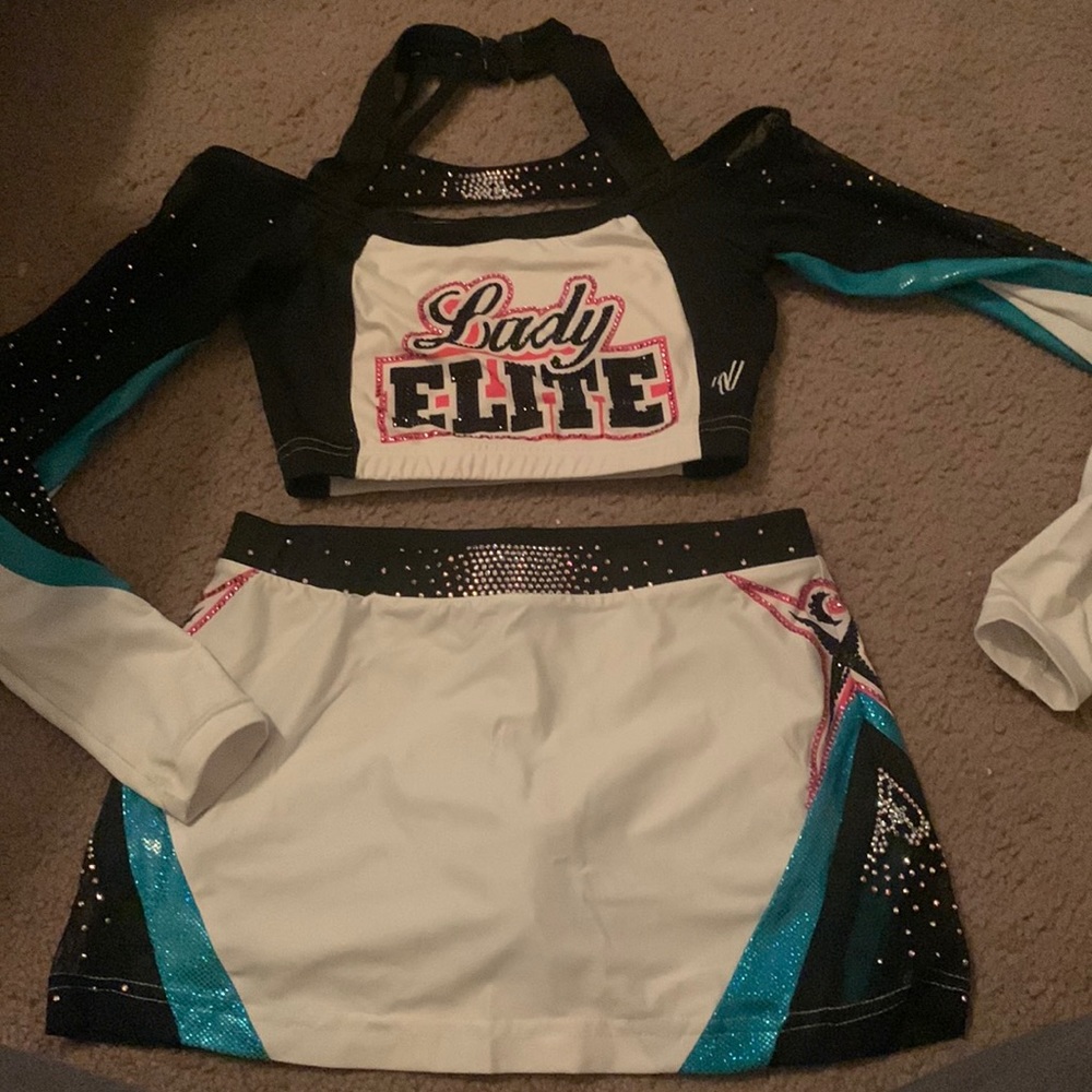 Cheer Extreme Lady Elite uniform